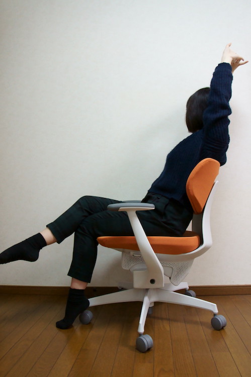 ↑後ろに向かってグッと伸び