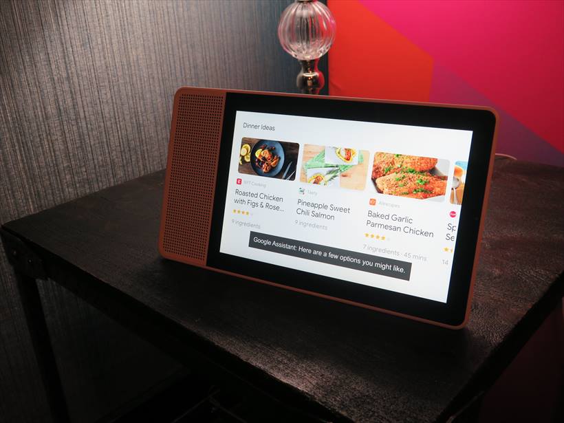 ↑レノボがCES 2018で発表した「Lenovo Smart Display」