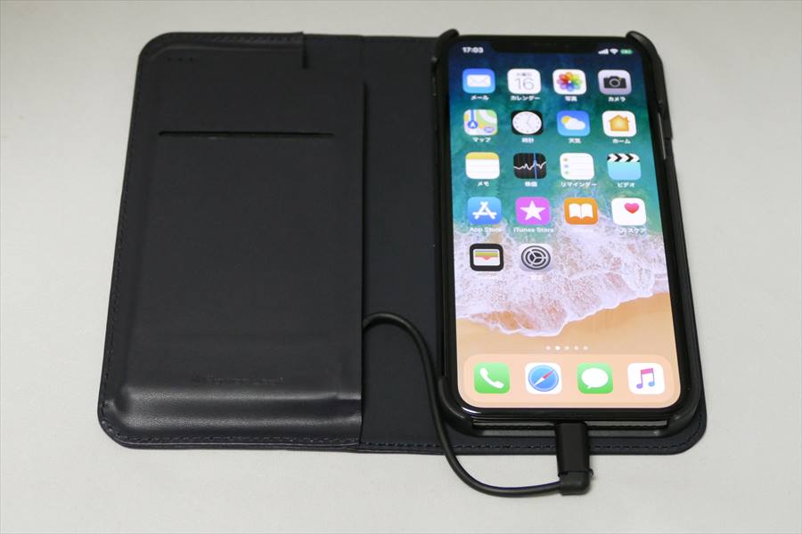 異色だけど便利なiPhoneケースをためしてみた! フリップケース派も安心なバッテリーケース「INVOL Ceramic Battery Flip Set」
