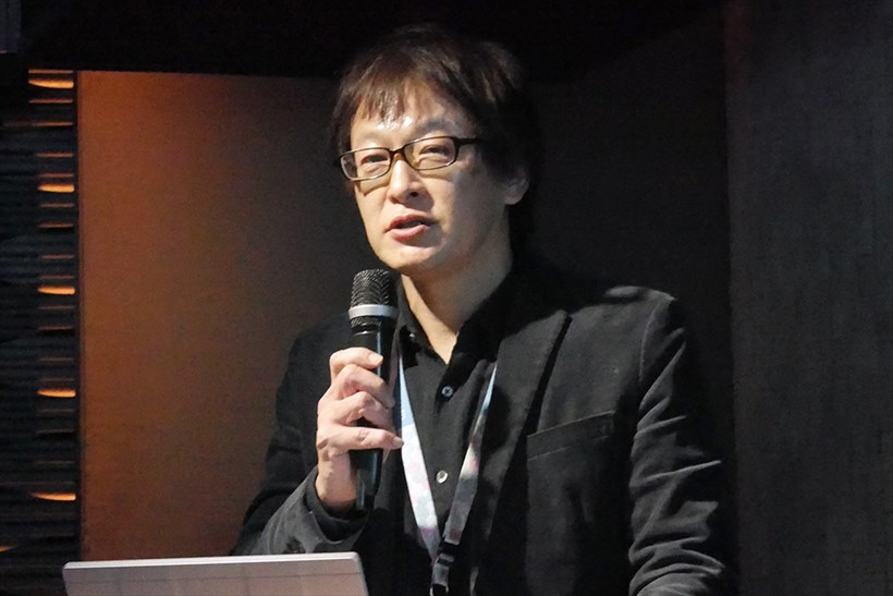 ↑パナソニック エコソリューションズ社 ライティング事業部 コンシューマー商品企画 課長の居相 徹氏
