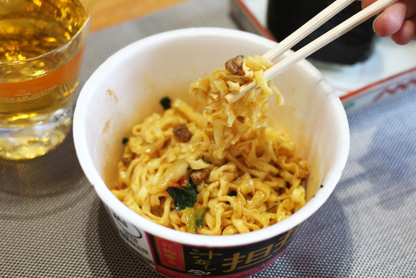 カルディ「個性派カップ麺」ランキング – 1位は「モチモチ＆辛ウマ」の絶品ご当地グルメに決定!
