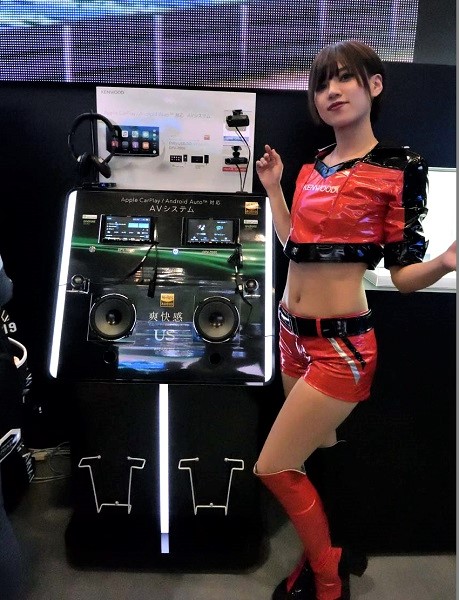 ↑ケンウッドが「東京オートサロン2018」で発表した、同社のフラッグシップモデル「TYPE Z」シリーズ