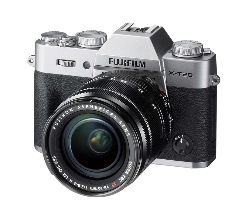 ↑●撮像素子:23.6×15.6㎜、有効約2430万画素X-Trans CMOSⅢセンサー●背面モニター:3型約104万ドット、チルト式タッチパネル●シャッター速度:1/8000~30秒、バルブ●サイズ:118.4×82.8×41.4㎜●質量:約383g●参考価格/10万1050円(ボディ)