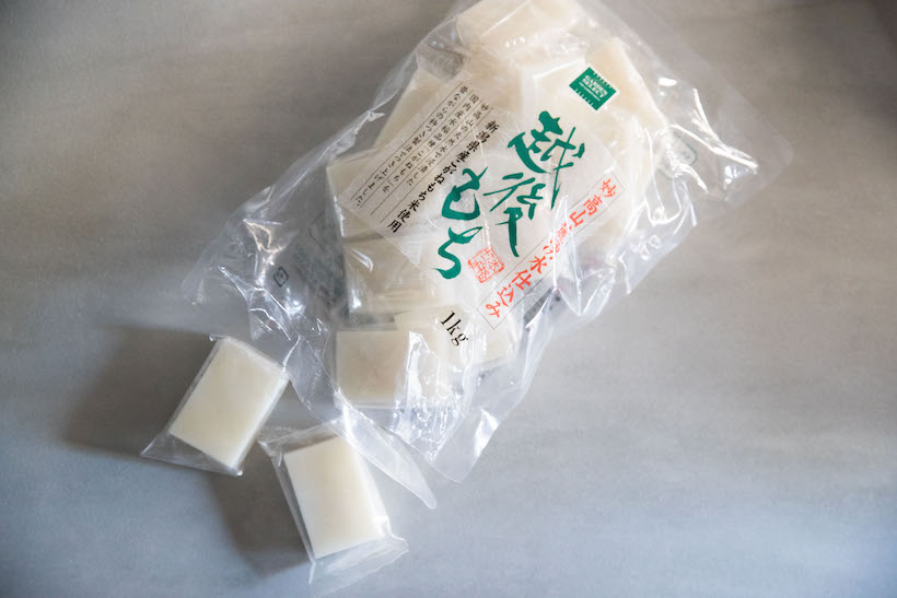 ↑正月に使い切れなかった餅を活用。実は季節を問わずおいしく食べられる食材なのです。ちなみに、あらかじめスリットが入っていない切り餅のほうが、アレンジには向いているとか