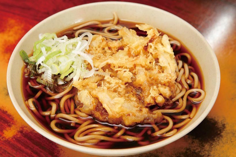 「立ち食いそば」はコレに限る! 甘み、コクが効いた「漆黒つゆ×太ゆで麺」が男の心をガッチリつかむ問屋街の名店「そば千」