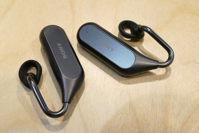 ↑Xperia Ear Duo。重さはそれぞれ10.6g。連続駆動時間は4時間