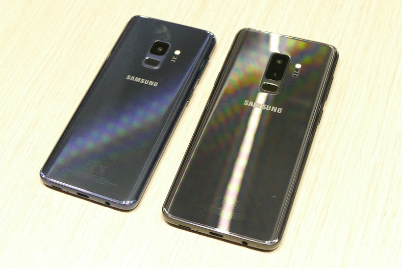 ↑同じくS9/S9+の背面。後者にはカメラが2つ付いている