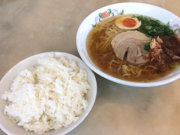餃子の王将で「ラーメンライス」という蛮行について考える