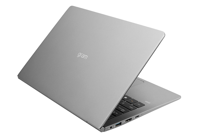 ビジネスシーンで使いたいシルバーモデルが追加! 持ち歩きたくなるノートPC「LG gram」2018年モデル登場