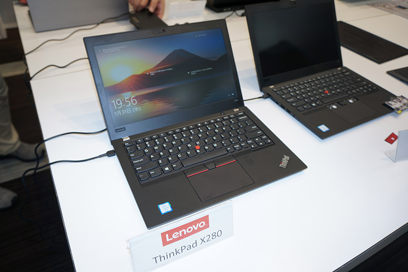 ↑ThinkPad X280