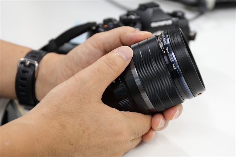 ↑一眼の交換レンズは、ボディ以上に高価な製品も多く、特にF2.8の大口径ズームといった高級レンズは、使ってみたくてもなかなか買えない。また、そうしたレンズは買う前に一度試してみたいというケースや年に数回しか使わないため、購入するほどでもないといったケースも多いだろう。そうしたときにレンズのレンタルサービスが活躍する