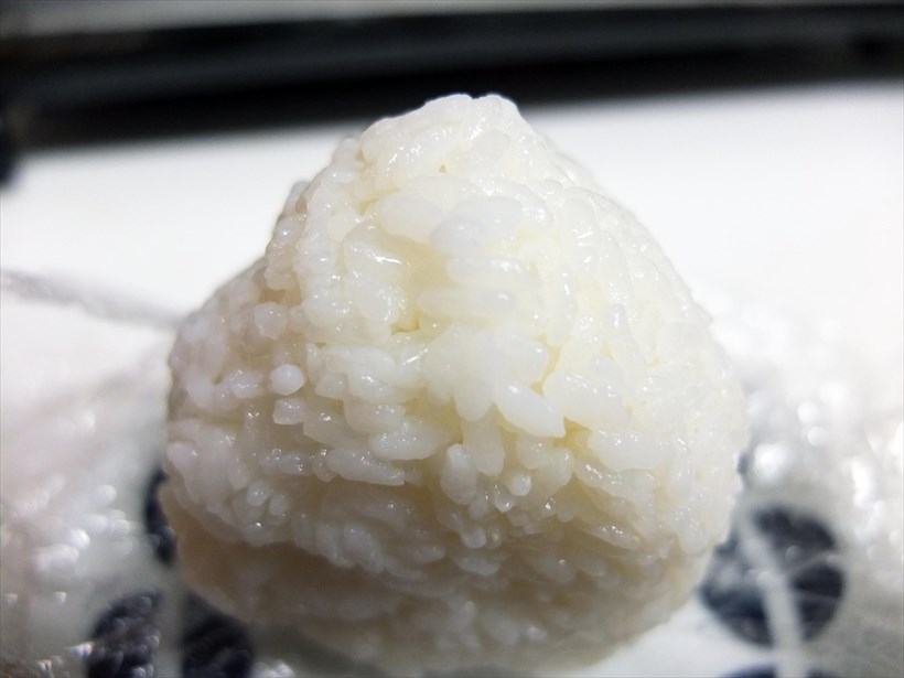 ↑多少粘りが出てきたものの、これはこれで「あり」な食感。おにぎりやお弁当に持っていっても十分満足できる味でした