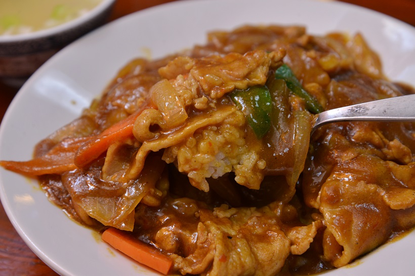 【街中華の名店】神保町の有名店に埋もれない中華ならではのカレーが絶品な「北京亭」