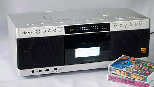 往年の“Aurexサウンド”は健在か? カセットテープの音源までハイレゾ化するCDラジカセ「TY-AK1」を聴く