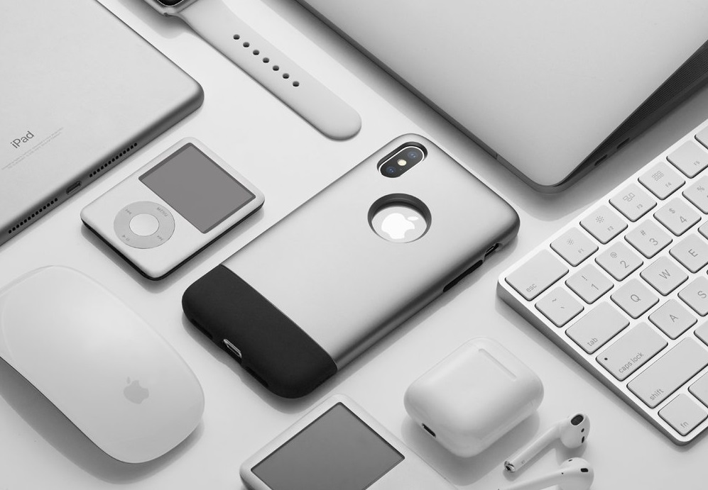 iPhone Xを初代iPhoneに変身させるケース「Classic One」に、Appleファンは思わず見惚れるはず