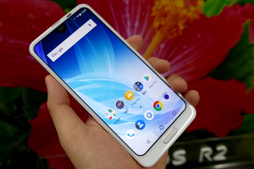 「AQUOS R2」などシャープの新スマホをプロがジャッジ! 2眼は動画で使え？