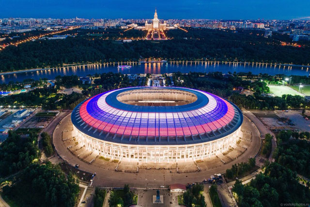 ロシアW杯のメインスタジアムがすんごい! 伝統とハイテクが融合した「ルジニキスタジアム」の5つの見所