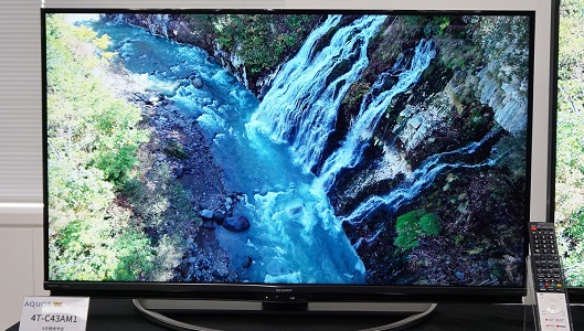 テレビから家電を音声操作できる! Googleアシスタント対応のシャープ「AQUOS 4K AM1」