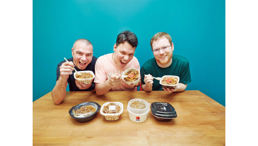「肉ラバー」の外国人はどこの牛丼が好み？「御三家+くら寿司」を5点満点で評価