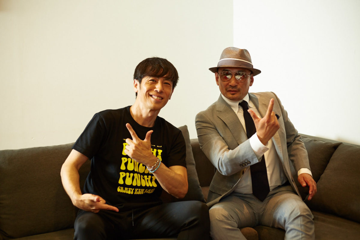 寺岡呼人×横山剣が語る「クルマと音楽」――横浜の産業道路を走ると思い出す「SUMMERBREEZE」