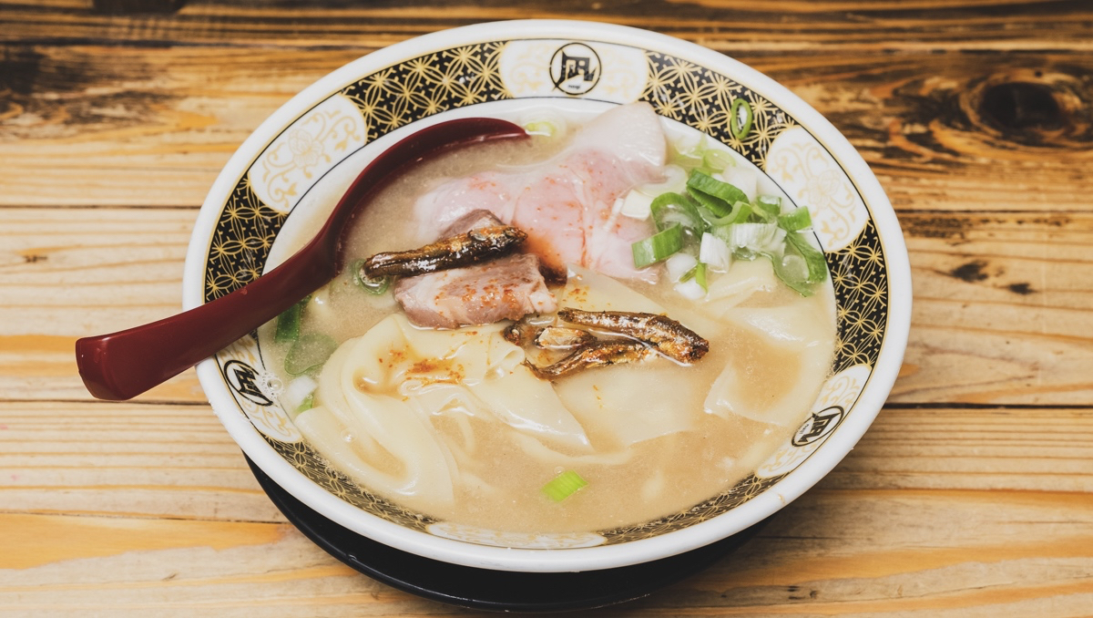 ラーメン界に台風を巻き起こす！煮干しも振り切り方も凄い「凪」――サニーデイ・サービス田中貴とRockなRamen