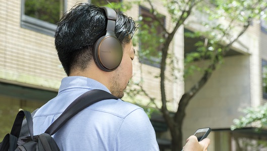 ワイヤレス×ハイレゾ×ノイキャンって多機能にもホドがある! パナソニック「RP-HD600N」の完成度に刮目せよ!