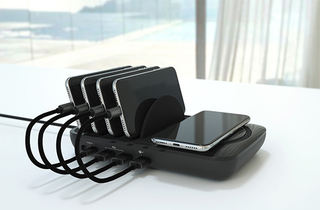 「ごちゃごちゃ充電コード」をスッキリ解決! 中国発の先進的な充電ステーション
