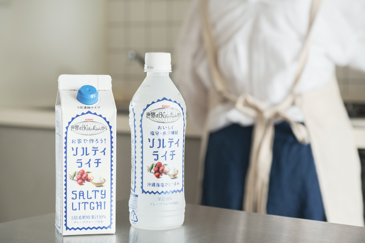 こんな飲み方知らなかった！「世界のKitchenから」シリーズの「ソルティライチ」が7年以上愛される理由とは？