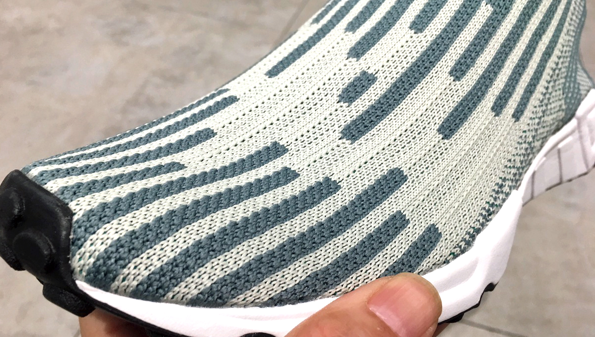皮膚のように吸い付く抜群のフィット感!! 90年代スタイルをニットで再現した「EQT」新作