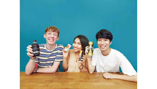 「日本のエナジードリンク」を外国人がテスト！話題の4本、その評価は?