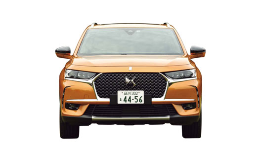 「1000万円級の高級車に感じられる」DS7 クロスバックの本質はインテリアにあり