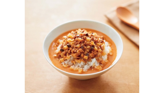 あのスープをご飯にかけちゃう魔性グルメが1位! 無印良品の「ごはんにかける」グルメランキング