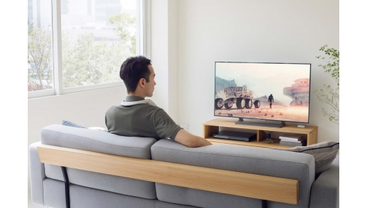 2018年は「テレビ用スピーカー」に新たな潮流! いまさら聞けない「ネックスピーカー」「手元スピーカー」とは？