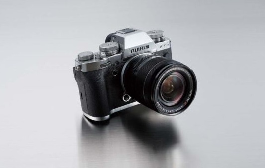 画質はもちろん、コスパや小型・軽量が魅力的な3モデル【ミラーレス一眼実力診断／APS-C＆マイクロフォーサーズ編】