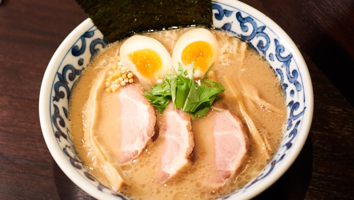“ロックの殿堂”の地にラーメンの伝説を生んだ「斑鳩」——サニーデイ・サービス田中貴とRockなRamen