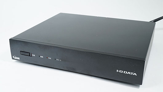 退屈な通勤時間のお供に! スマホで録画番組が見られるシンプルTVチューナー「REC-ON」