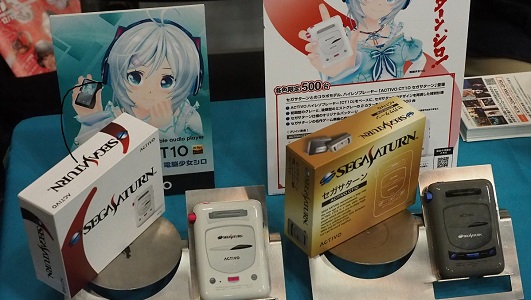 セガサターンコラボにアンプ型スピーカーなどがズラリ! ポタフェスで見つけた気になるアイテム
