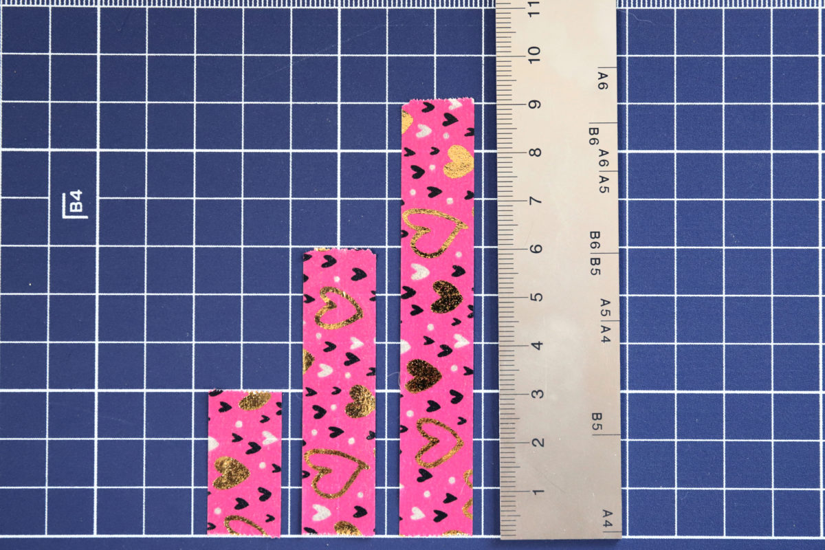 ↑3・6・9㎝で引き出したテープ