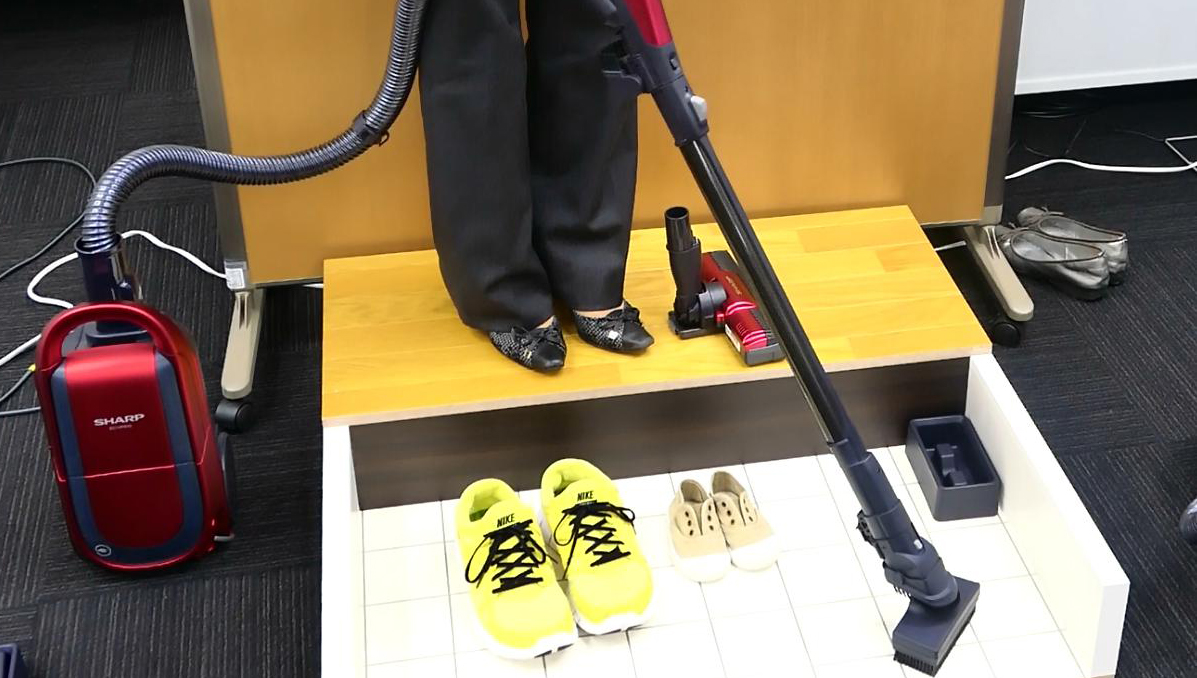 復活のカギは「玄関」にアリ! シャープが考える紙パック式キャニスター「逆転の秘策」
