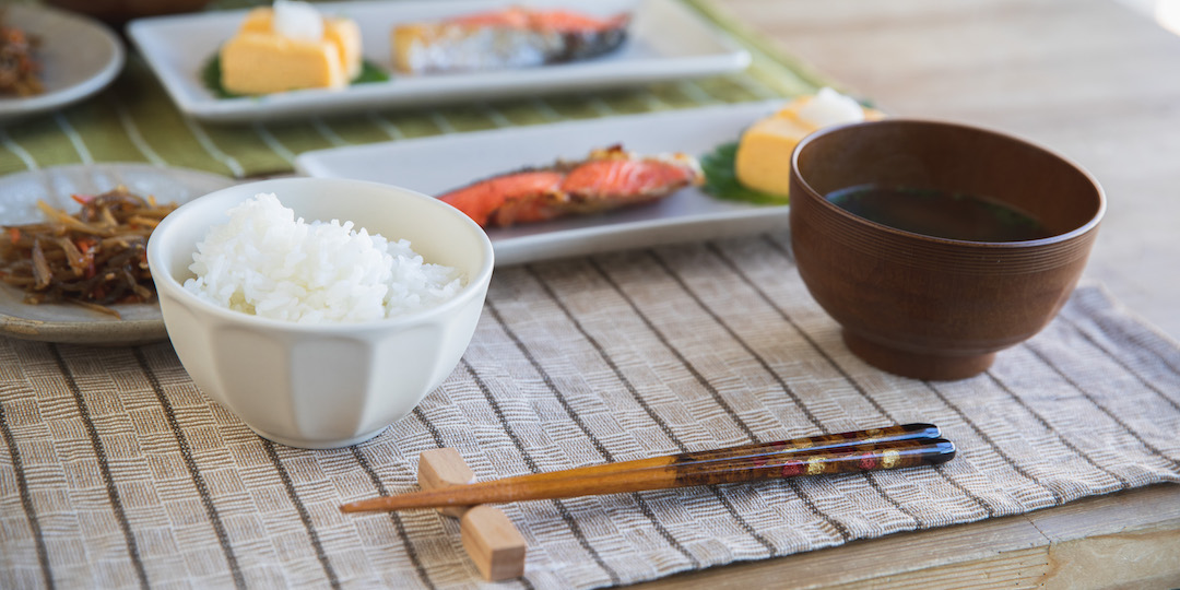 お祝いやプレゼントにも喜ばれる、モダンデザインのこだわり箸