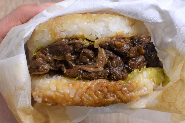 【テイクアウトめし】焼肉×ライスの魅力を完全再現!? モスバーガー「モスライスバーガー焼肉」