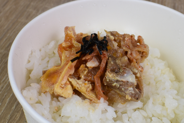 【テイクアウトめし】キムチと“牛とじ”が病みつきに！ 松屋の「プレミアムキムチ牛とじ丼」