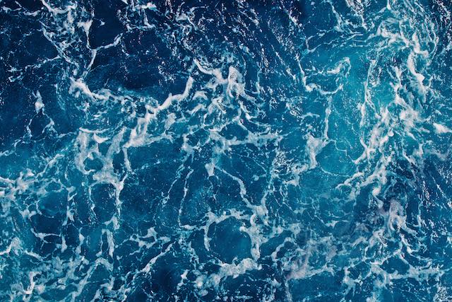 「地球は青かった」は過去の話!? 海の色の変化が示す「気候変動」の恐ろしさ