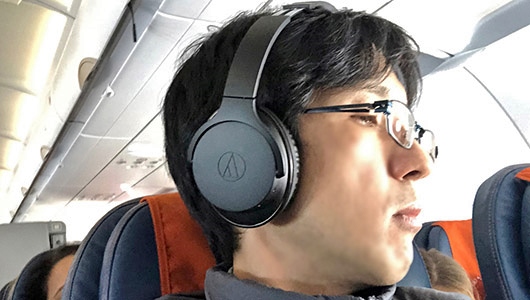 旅行・出張が多い人にオススメ! 自然なノイキャン効果が魅力の「ATH-ANC900BT」どっぷりレビュー