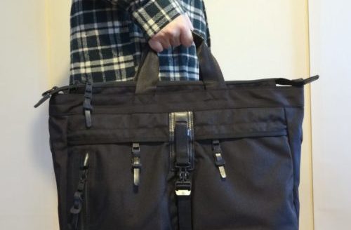 アウトドア＆ビジネスの両方使い可！  AS2OV 「EXCLUSIVE BALLISTIC NYLON 2WAY SHOULDER」レビュー