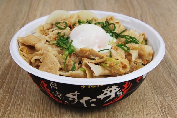バター×秘伝のニンニク醤油ダレ×豚肉が最高すぎる！ 伝説のすた丼屋「ガリバタすた丼」
