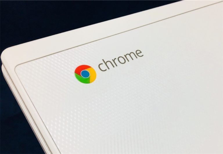「高価なデスクトップ」から「安価なノートパソコン」へ。デジモノを次々と買い替える消費活動の変化