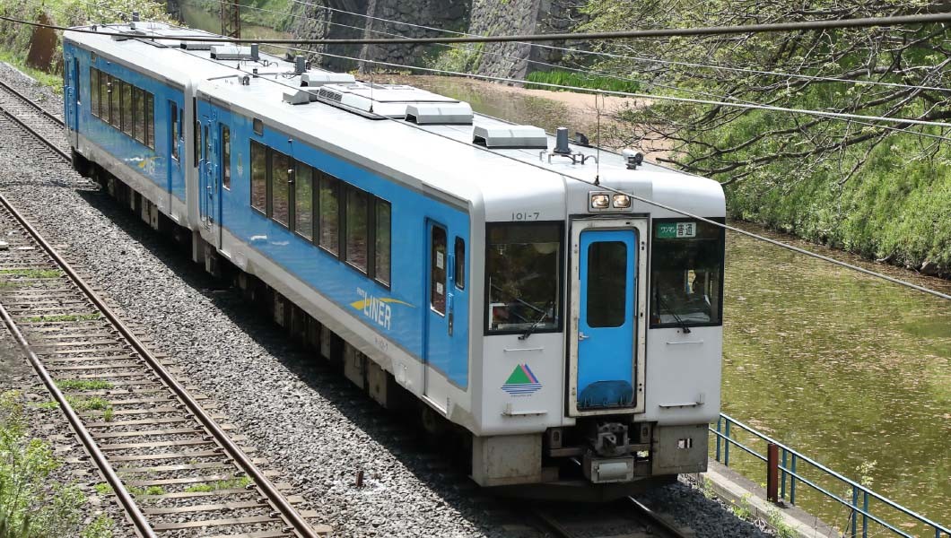 山形盆地を快走！ 最上川と縁が深い「左沢線」10の秘密