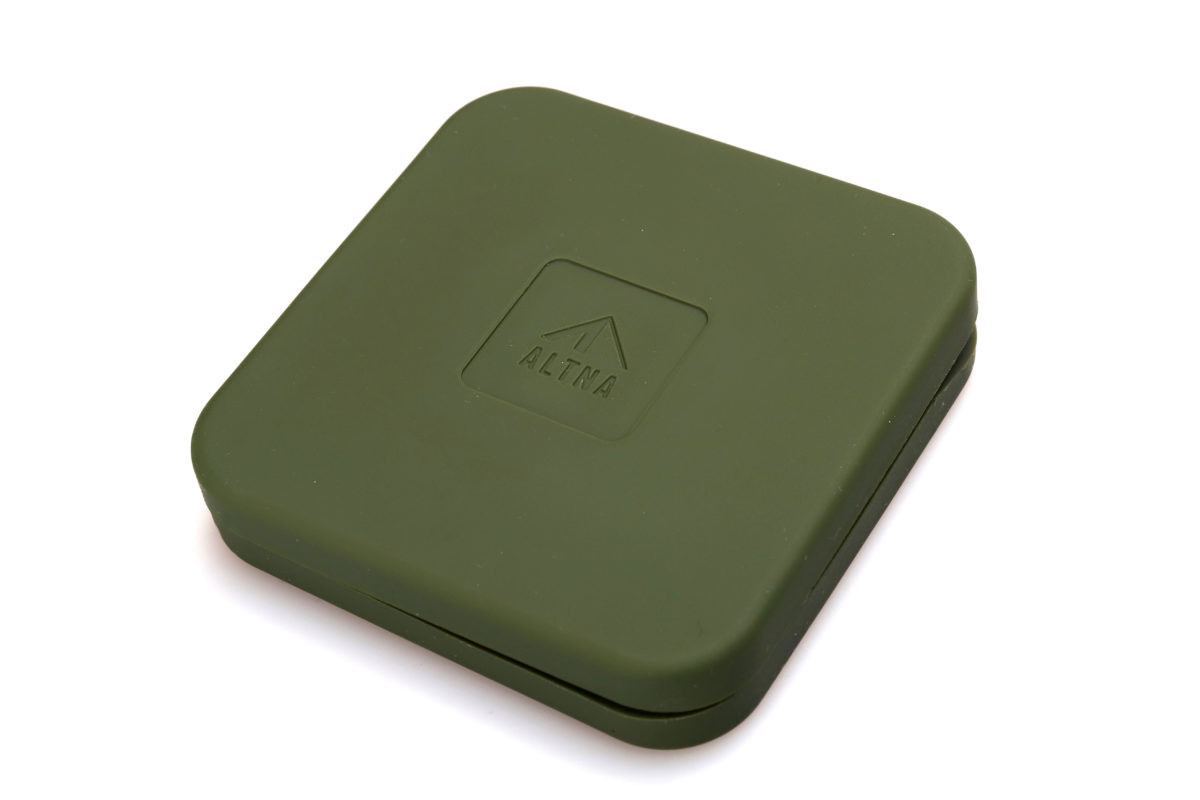 ↑LIHIT LAB.「ALTNA ケーブルリール<マグネット付>」850円(税抜き)