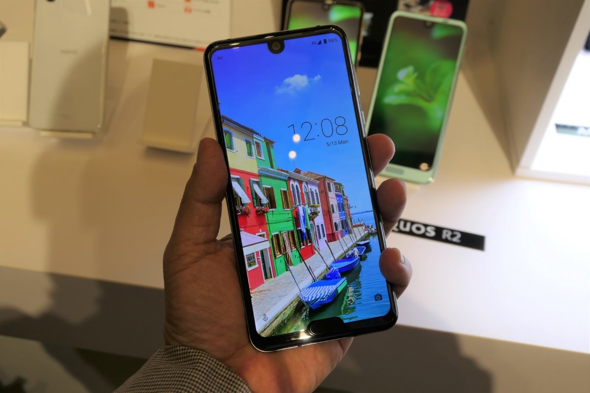 Galaxy、HUAWEIのミドルレンジか…TORQUE G04…タフ。私を「悩ませる」新夏スマホ【au編】